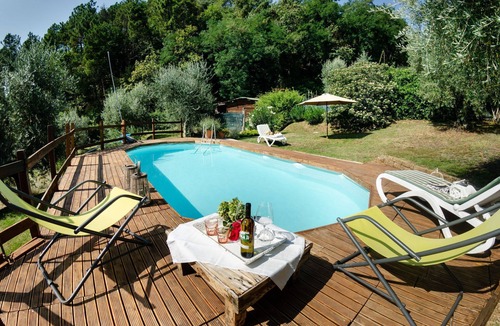 Massa e Cozzile Villa | Stunning villa for 5 guests with private pool, WIFI, TV, veranda and pets allowed