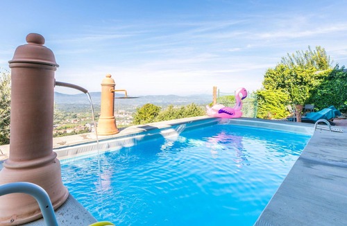Bivio Pozzo Villa | Stunning villa with private pool, A/C, WIFI, TV, patio, pets allowed and panoramic view