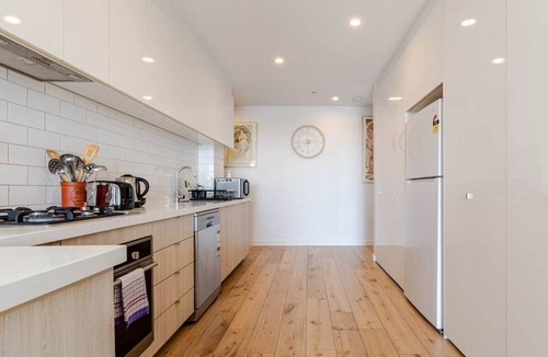 Carnegie Apartment | Stylish 2BR Apartment with Scenic Views