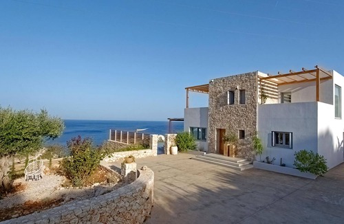 Elation Villa | Stylish Contemporary Villa with Spectacular Sea Views near Cove