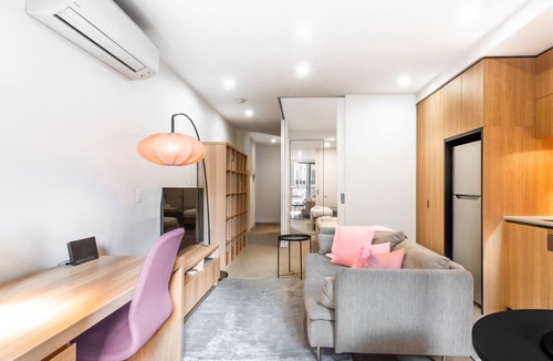South Yarra Apartment | Stylish South Yarra Stay | Pool & Wellness Perks