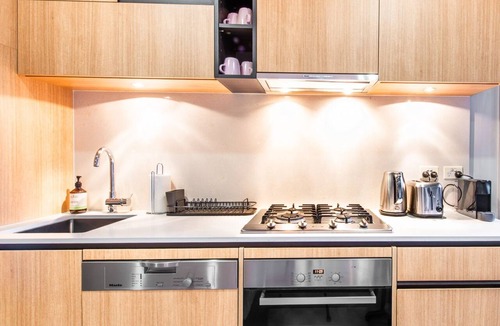 South Yarra Apartment | Stylish South Yarra Stay | Pool & Wellness Perks