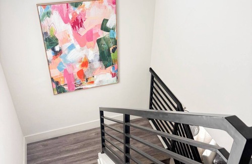 NoHo Arts District House | Summer Escape Near Universal Studios!