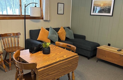 Ontonagon Cottage | Sunrise Cottage at Miller's Cottages