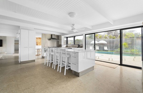 Rye House | SUPERB FAMILY ENTERTAINER, POOL, & TENNIS, MAGNIFICENT SYDNEY, RYE