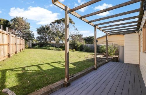 Surf Beach House | Swan Bay Cottage