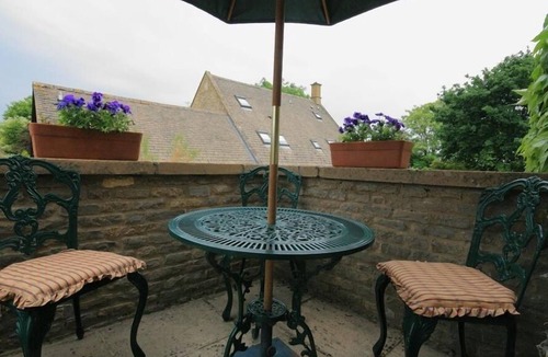 Longborough Cottage | Temple Mews
