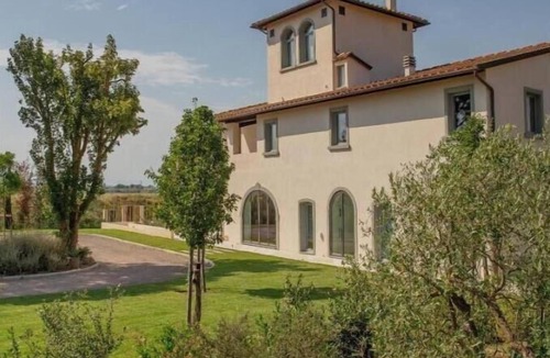 San Miniato Basso House | Tenuta Asmara Luxury Resort: Suite with Pool View