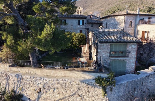 Spello House | Terrace of Collepino | Panoramic Holiday Home in Umbria