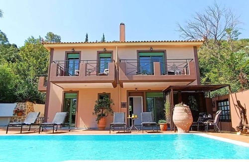 Kateleios House | Thalassa Sea view Suite at Okeanis Katelios 10m to beach!
