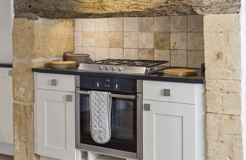 Chipping Campden Cottage | The Brew House - a cotswold cottage that sleeps 6 guests in 3 bedrooms