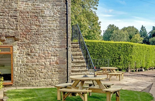 Hewelsfield Cottage | The Chicken Coop - UK12137