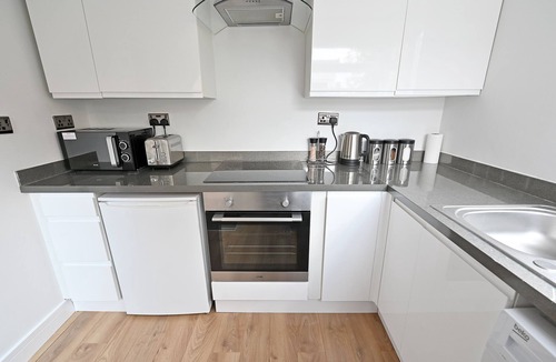 City Centre House | The Coffee Pot Cottage ☕️Town Centre & Free Parking