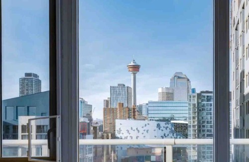 East Village Apartment | The Concrete Canvas | Panoramic Skyline Views