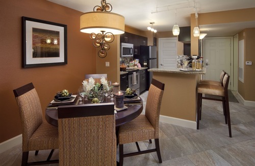 Las Vegas Villa | The desert club resort offers the best of both worlds.