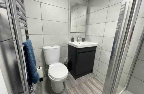 Cradley Apartment | The Malt Mill Sky Tv Netflix Fast Wifi