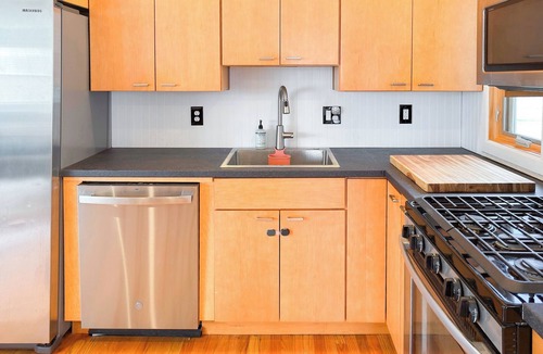 Tryon Farm House | The Marram Cottage - Close to Lake Michigan and Indiana Dunes National Park