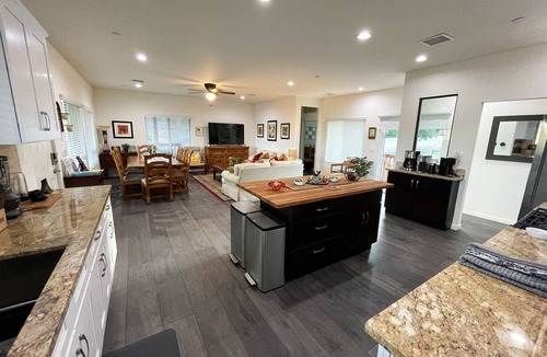 Pine Mountain Club House | The Mayor's House, 5 bedrooms, Modern Luxury Cabin