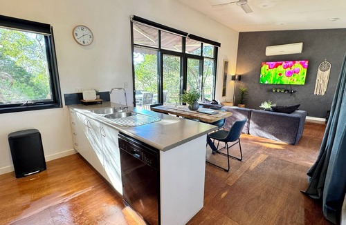 Cowes Resort | The Nature Resort - Villas with a View