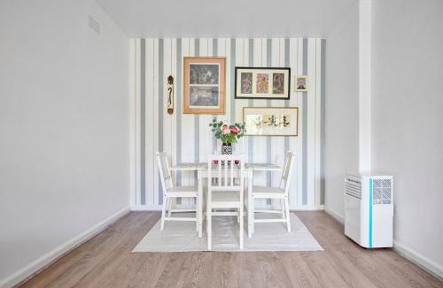 St. Kilda East Apartment | The Nook St Kilda East