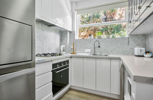 St. Kilda East Apartment | The Nook St Kilda East