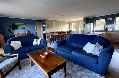 Venus Bay House | The Outlook - lovely house is located in the Second Estate of Venus Bay.