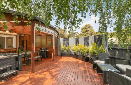 Cowes House | The Resort at 222