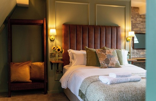 Pensford Hotel | The Rising Sun - Pensford