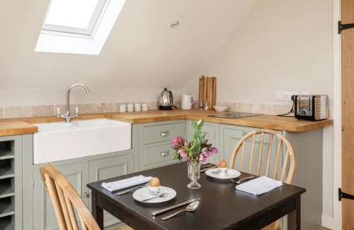 Biddestone Apartment | The Roost