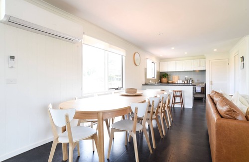 Mallacoota House | The Salt Shack, Mallacoota, Victoria, 4 spacious bedrooms, beautiful views!