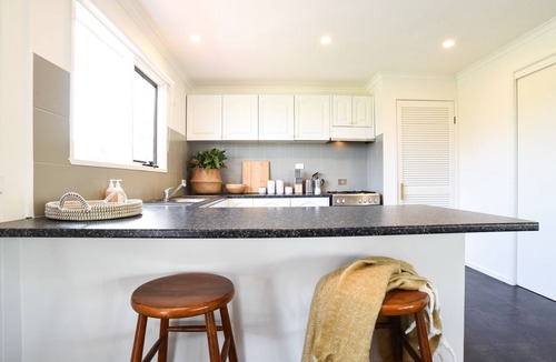Mallacoota House | The Salt Shack, Mallacoota, Victoria, 4 spacious bedrooms, beautiful views!