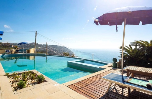 Ospedaletti Villa | The splendid terrace of Villa Caroleo will enchant any traveler.