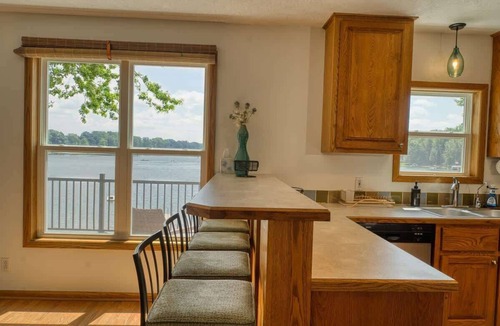 Coral House | The Still Shore W/Hot tub!