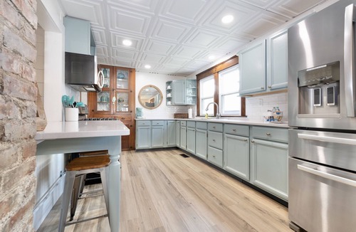 Russells Point House | The Vintage Lake House w/Private Dock