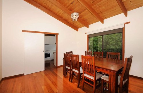 Rye House | This large family property is only a short stroll to Rye and offers.