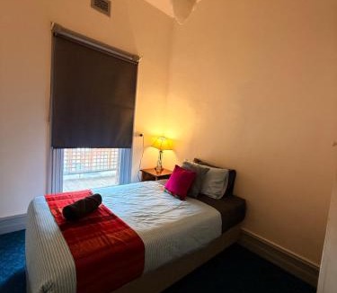 Cobden Hotel | Thommos Pub