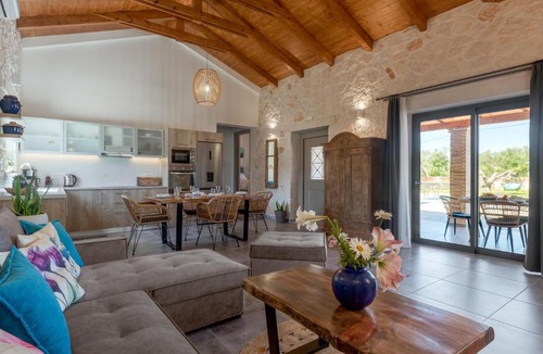 Porto Koukla Villa | Tierra Olivo Villas