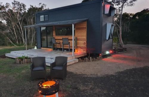 Grantville Villa | Tiny House on the beach near Phillip Island