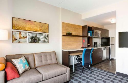 Perrysburg Hotel | TownePlace Suites by Marriott Toledo Perrysburg