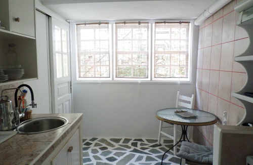 idhra House | Traditional island house in the heart of Hydra