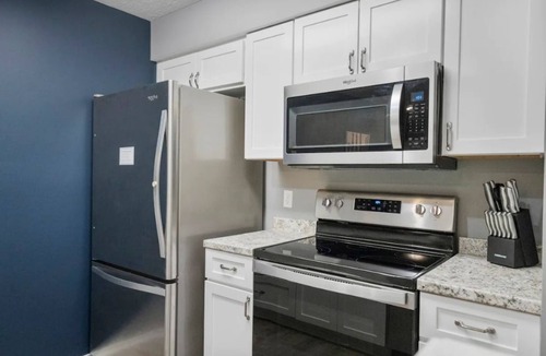 Harbor Springs House | Trout Creek Resort/Golf/Beaches/Pools/Hot tub/Sauna/Pet friendly
