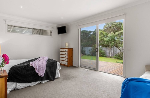 Rye House | Tumby on Rye - Fantastic pet friendly holiday house close to beach