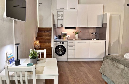 Arezzo Apartment | Tuscany Old Town - Two Bedroom Apartment, Sleeps 5