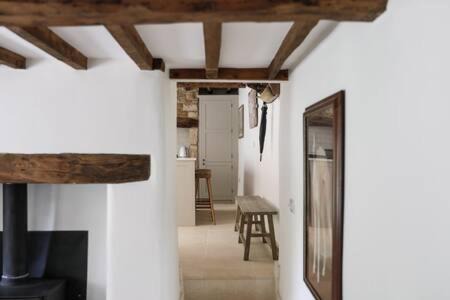 Upper Oddington House | Two Rose Walk Cottage Cotswolds