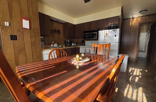 Bessemer Condo | U.P. Lodge by Trails & Superior w/Game Room, Grill & Firepit: Schnickelfritz #2