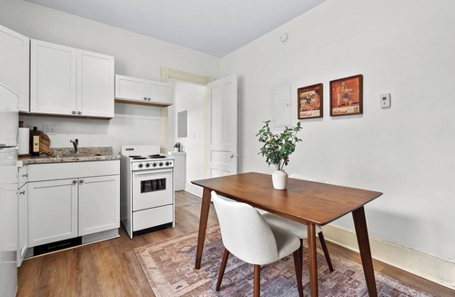 Battle Creek Apartment | Unique 2-Story Studio Apartment - Walk To Downtown