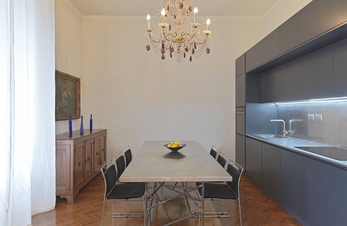Oltrarno Apartment | Unique 5 Bedroom Apartment with Private Garden
