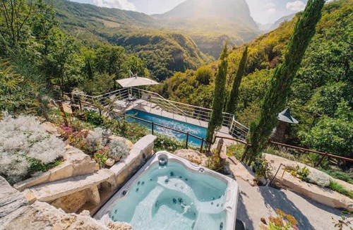 Montefortino Villa | Unique Marche villa S