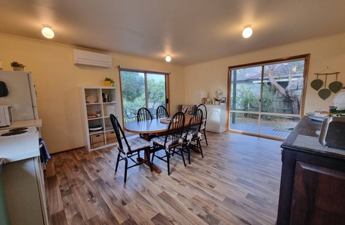 Cape Paterson House | UNWIND AT THE 3BR CAPE BEACH HOUSE | PETS | Wi-Fi | Families, Solo, & Couples.
