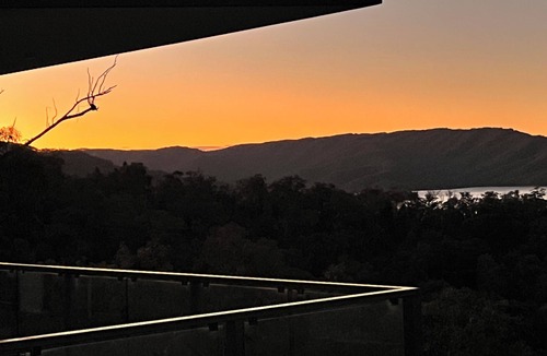 Taylor Bay House | Up the Top in Taylor Bay, Lake Eildon